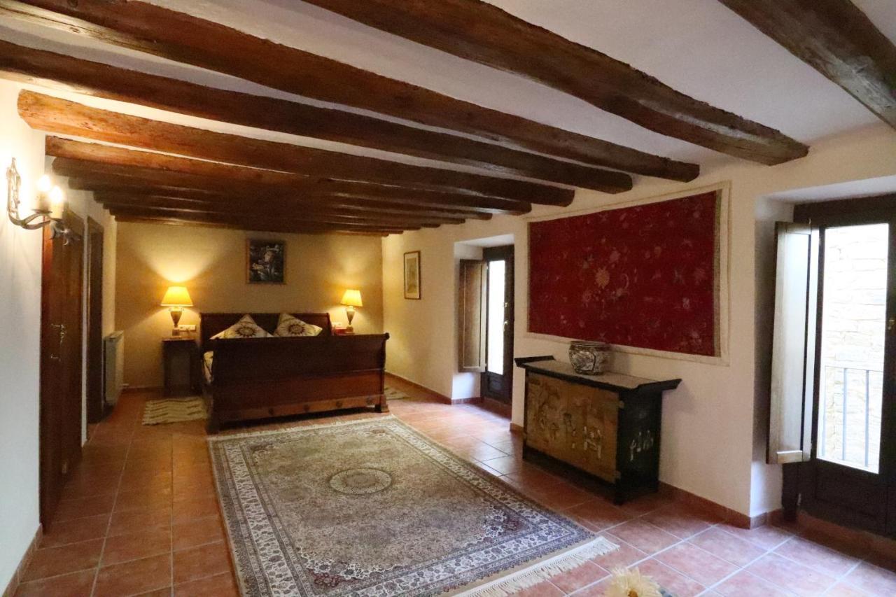 Casa Amparo Bed & Breakfast San Martín de Unx Eksteriør bilde