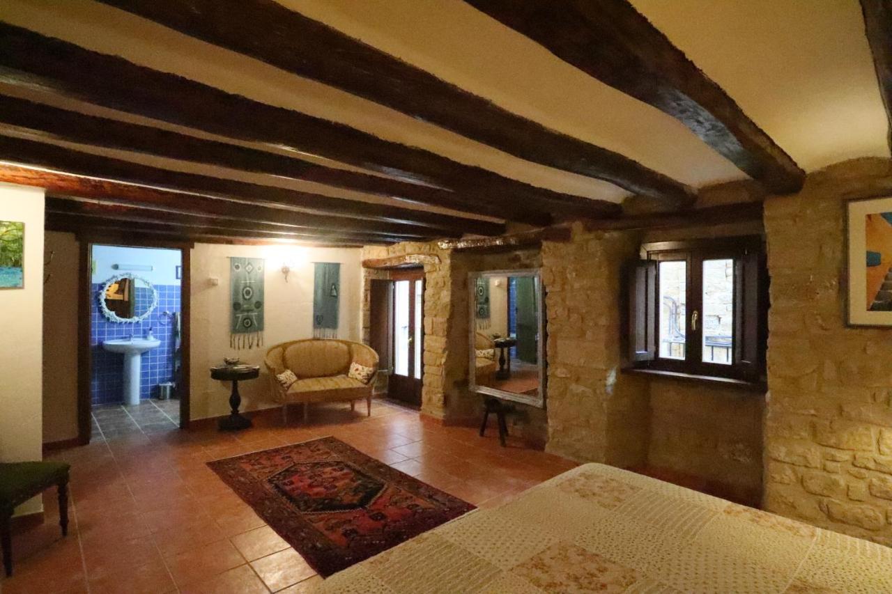 Casa Amparo Bed & Breakfast San Martín de Unx Eksteriør bilde